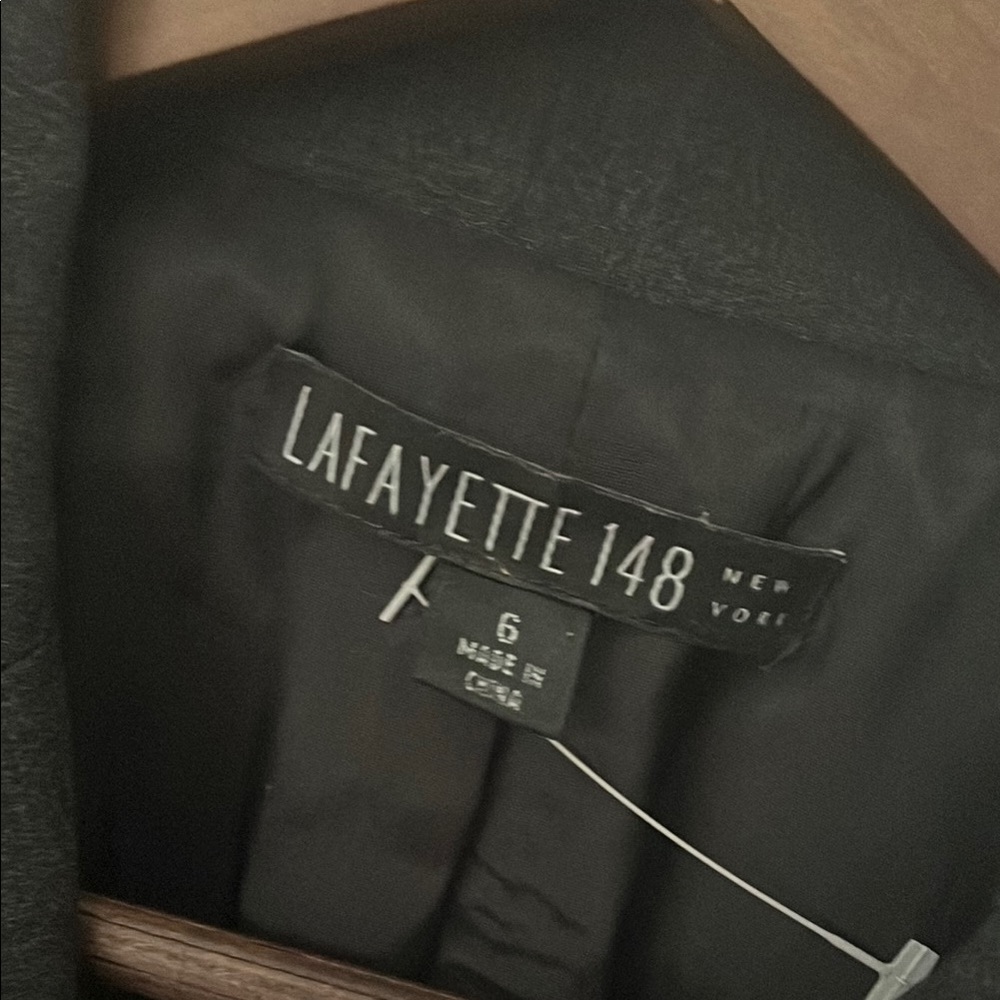 Lafayette 148 blazer - Picture 13 of 13